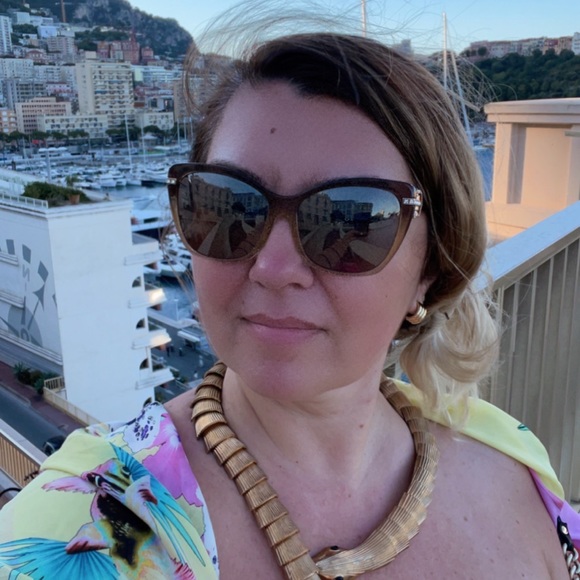 Meet your Posher, Daiana - Picture 3 of 12